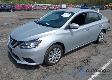 2017 Nissan Sentra S z USA, uszkodzony, nr VIN 3N1AB7AP6HY264282